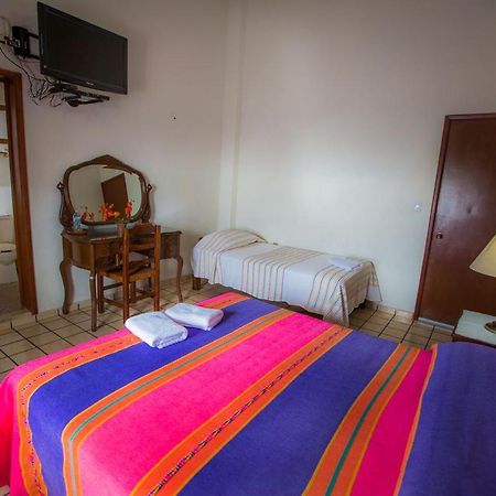 Hostal La Parroquia En Comala Esterno foto